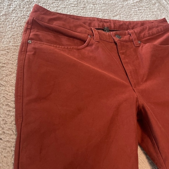 Lululemon ABC Slim-Fit Pant 27" *UtilitechDate Brown Size 32x27 - Picture 4 of 12